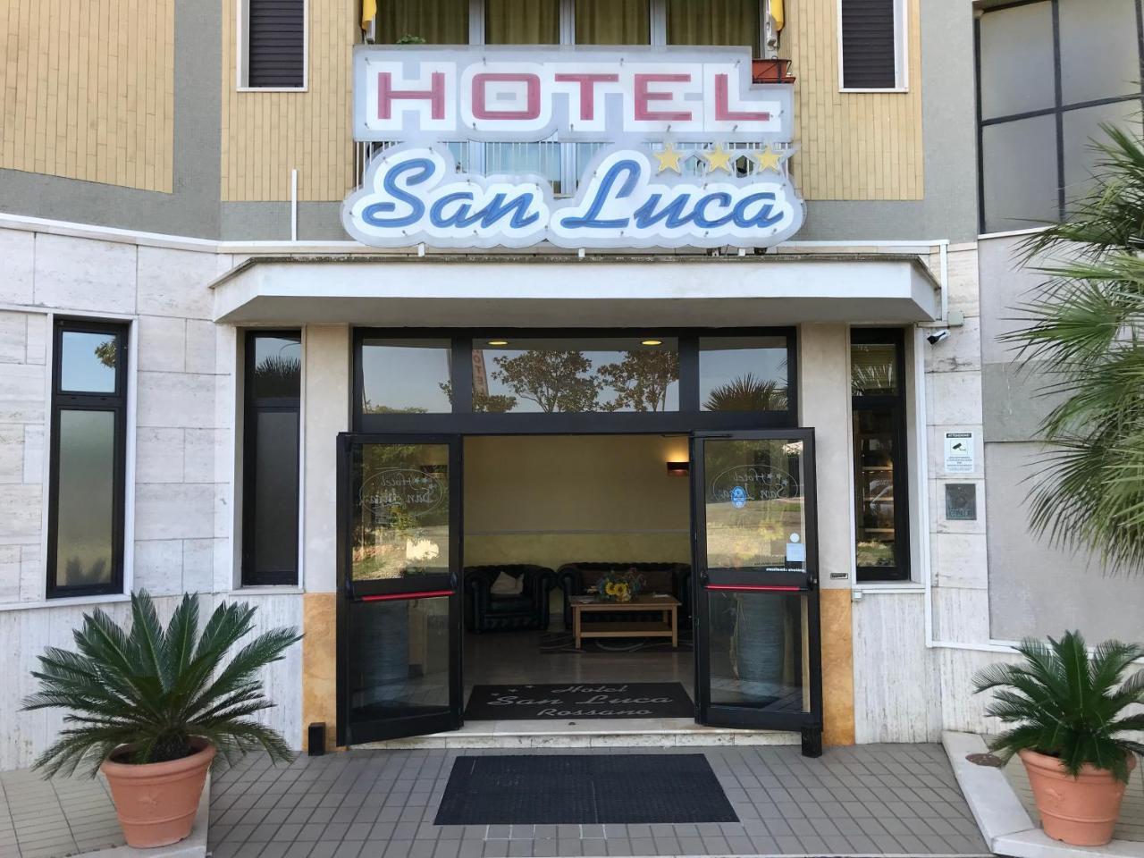 Hotel San Luca Россано Экстерьер фото